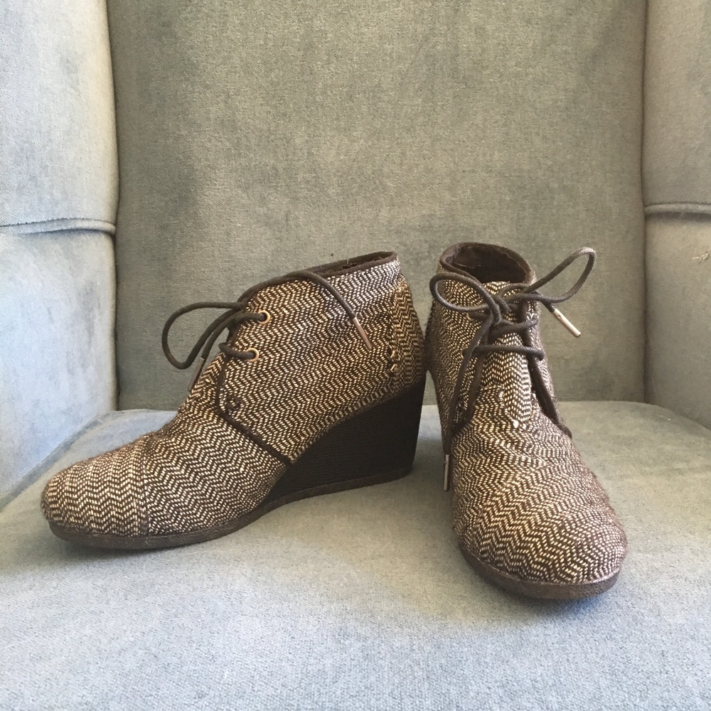 Women's Toms Boot Wedges, Size 7